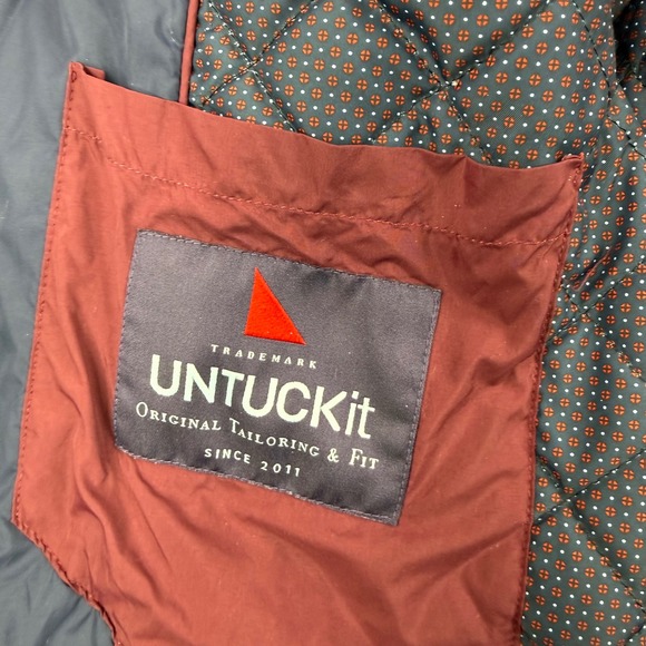 UNTUCKit Jacket Mens Medium Navy Blue Quilted Lined Nylon Full Zip Button Coat - Picture 10 of 13